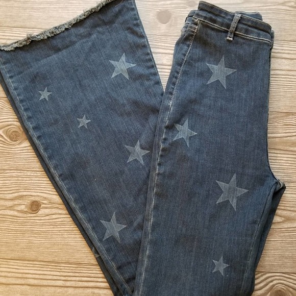 Flare Jeans with Stars Women's Size 6 High Rise - Picture 1 of 8